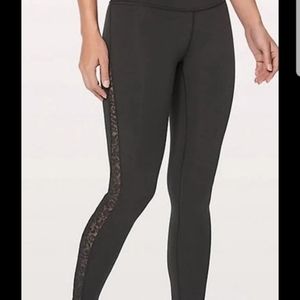 Like New Lululemon Leggings Black Lace inset sz 6